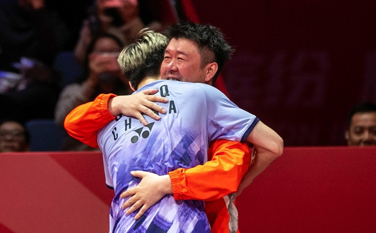 印尼队逆转法国队,石宇奇带队取胜 印尼队逆转法国队,石宇奇带队取胜