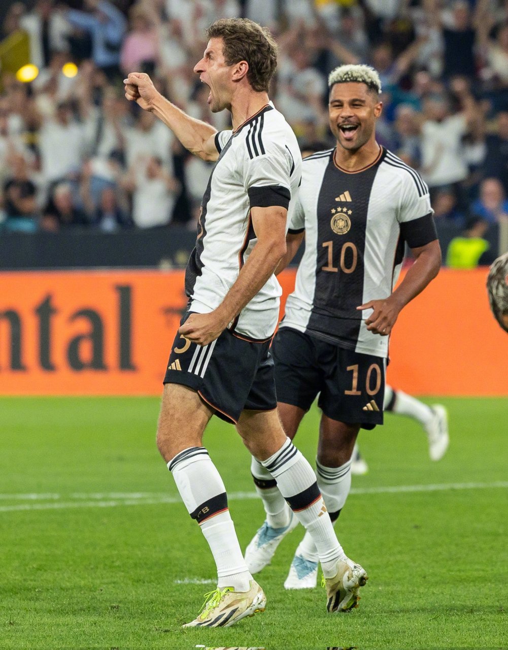 法国队力克印度队，安赛龙刷新纪录