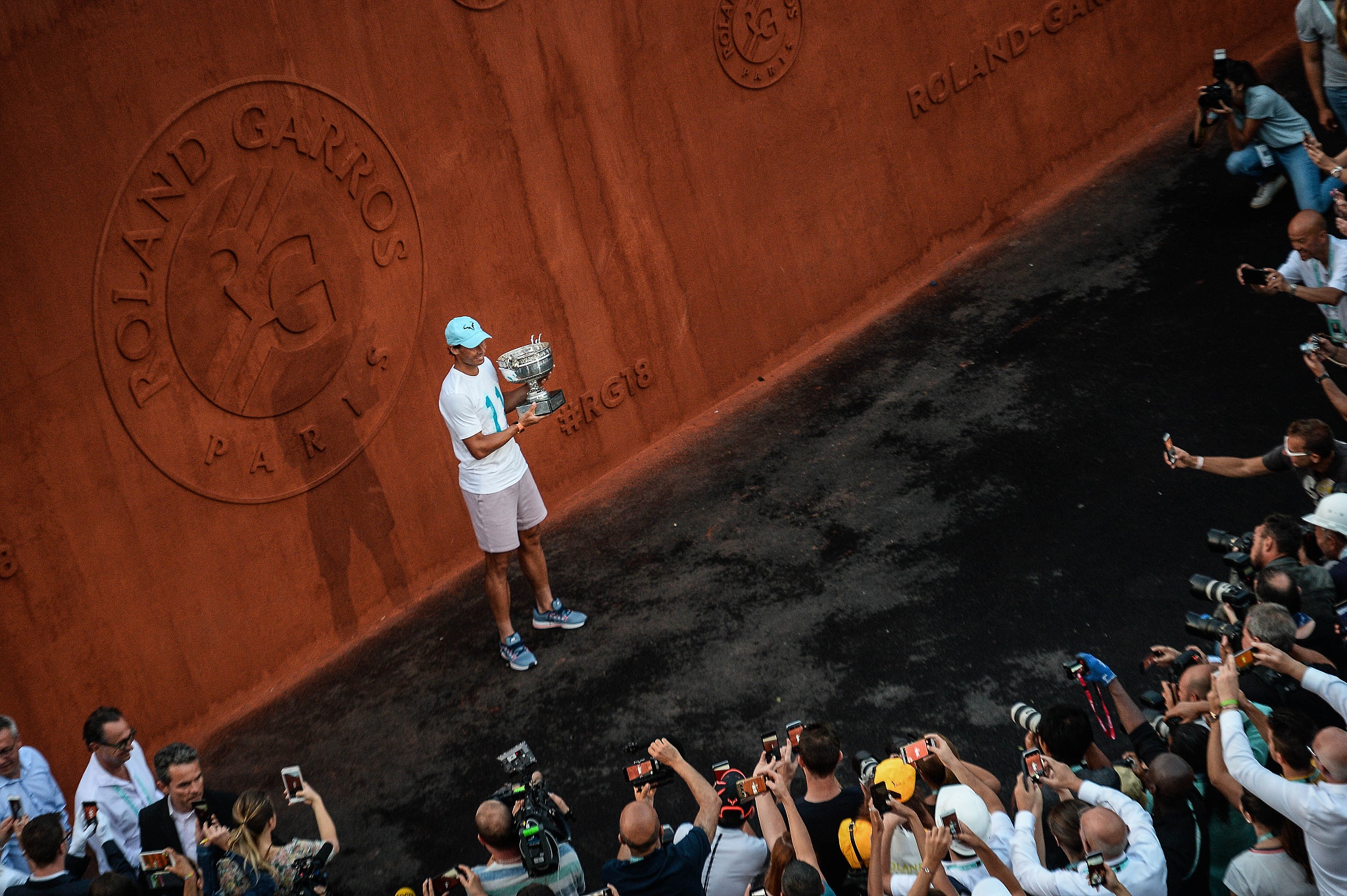 ATP总决赛险胜法网，纳达尔统治全场