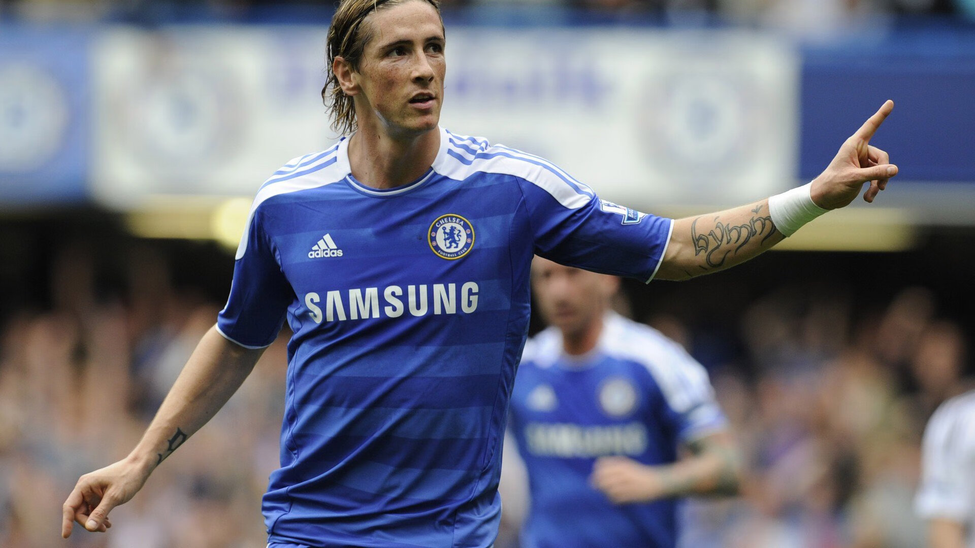 爱游戏2026-苏格兰横扫切尔西，卡瓦哈尔冠军级表现如何诠释足球的边缘革命